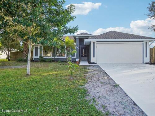 764 Universe Street NW, Palm Bay, FL 32907