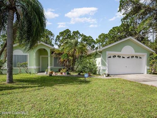 1792 Hydrangea Road NW, Palm Bay, FL 32907