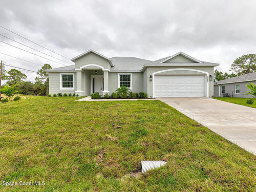 2701 Freehold Avenue SE, Palm Bay, FL 32909