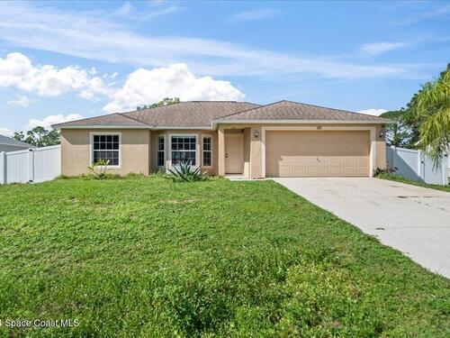 670 Tarr Avenue SW, Palm Bay, FL 32908