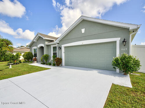 469 Aviation Avenue NE, Palm Bay, FL 32907