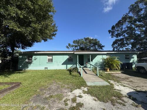 1057 S Deleon Avenue, Titusville, FL 32780