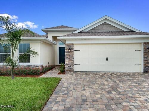 1654 Middlebury Drive SE, Palm Bay, FL 32909