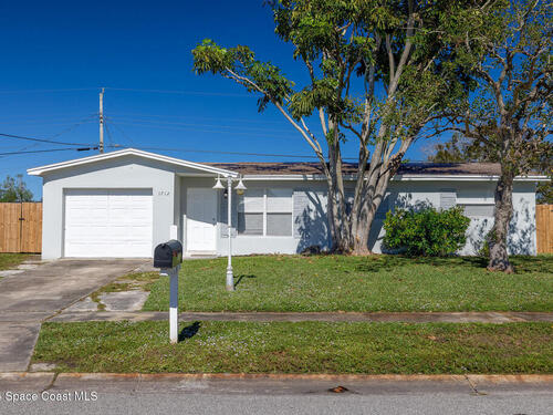 1712 Dodge Circle N, Melbourne, FL 32935