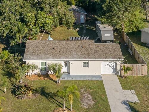 565 Justine Avenue NW, Palm Bay, FL 32907