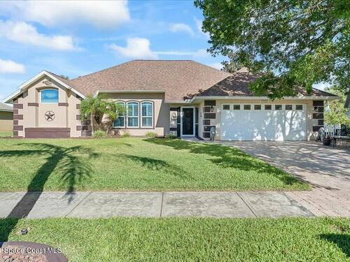 1957 Fabien Circle, Melbourne, FL 32940