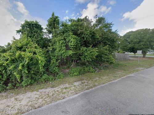 862 Cynthia Street SE, Palm Bay, FL 32909