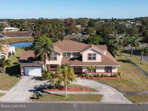 809 Champions Drive NE, Palm Bay, FL 32905