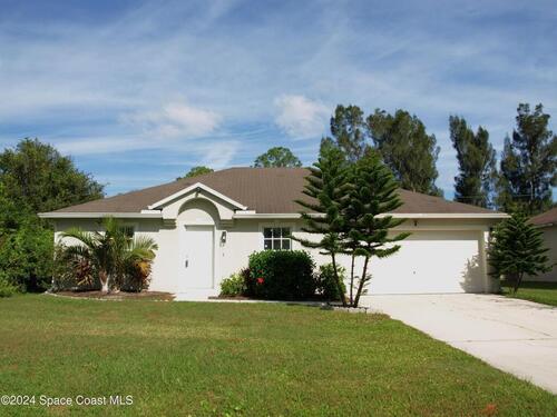 531 Scenic Road SW, Palm Bay, FL 32908