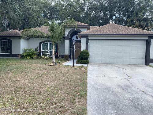 749 Parsons Circle SE, Palm Bay, FL 32909