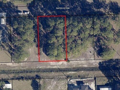 288 Gates Street SW, Palm Bay, FL 32908