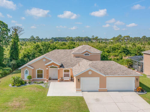 318 Castlewood Lane, Rockledge, FL 32955