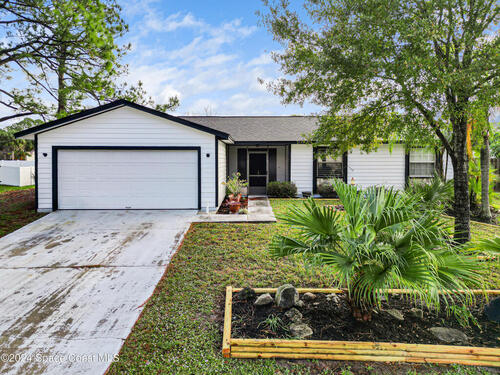 917 Dallam Avenue NW, Palm Bay, FL 32907