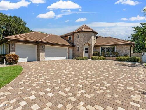 9140 S Tropical Trail, Merritt Island, FL 32952