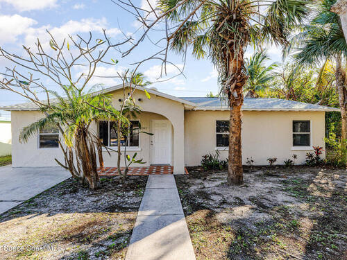 2045 N Shannon Avenue, Indialantic, FL 32903