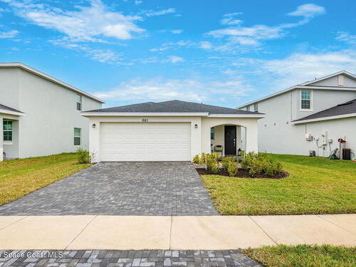 661 Papillon Street SW, Palm Bay, FL 32908