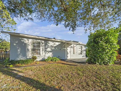 607 Tarr Avenue SW, Palm Bay, FL 32908