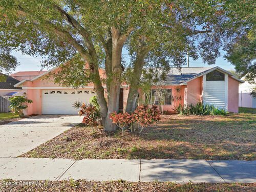 385 Island Oaks Place, Merritt Island, FL 32953