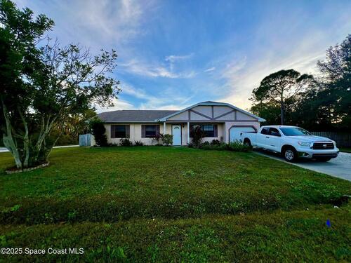 202 Cocoa Street SE, Palm Bay, FL 32909