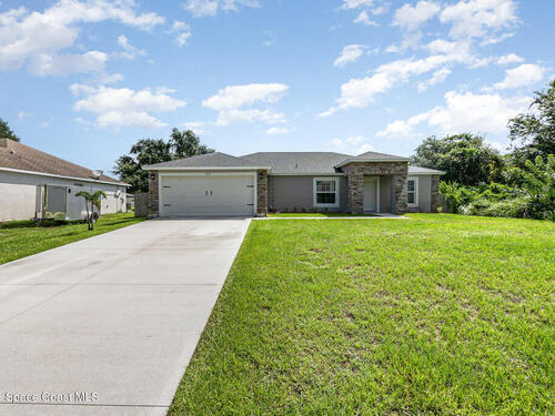 2123 Gascon Road SW, Palm Bay, FL 32908