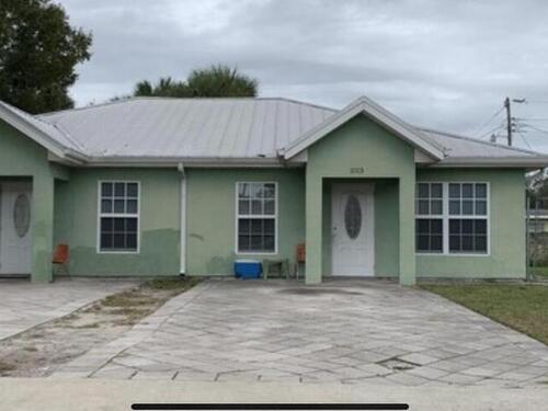 1009 4th Avenue, Titusville, FL 32780