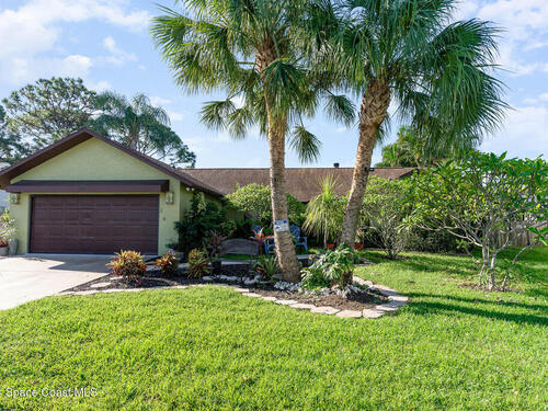 972 Elmsford Street NW, Palm Bay, FL 32907