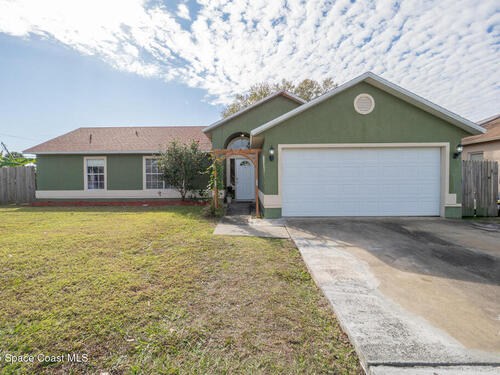 1742 Ashcroft Street NW, Palm Bay, FL 32907