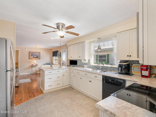 1797 Live Oak Street NE, Palm Bay, FL 32905