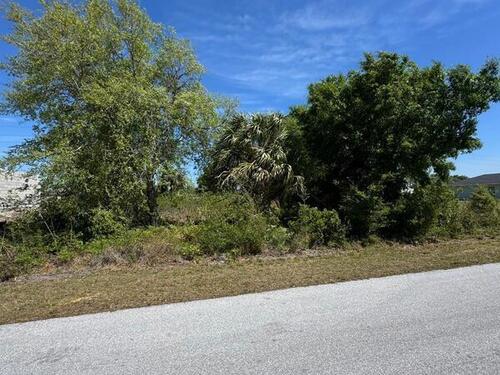 380 Titan Road SE, Palm Bay, FL 32909