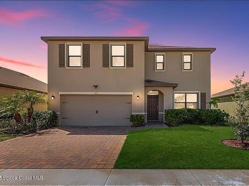 705 Old Country Road SE, Palm Bay, FL 32909