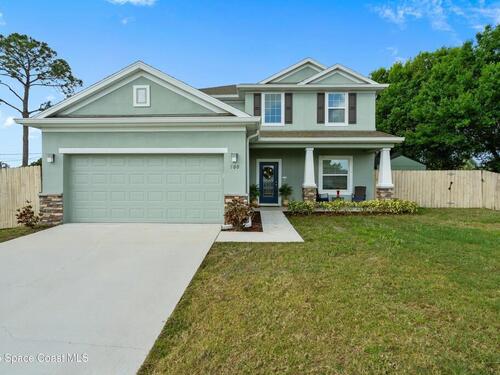 800 Lyons Circle NW, Palm Bay, FL 32907