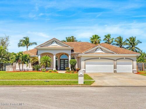 424 Rio Villa Boulevard, Indialantic, FL 32903