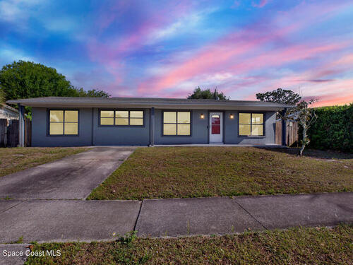 2292 Lakeview Drive, Melbourne, FL 32935