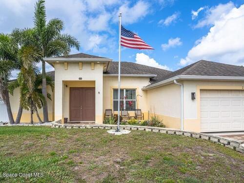 2748 Emerson Drive SE, Palm Bay, FL 32909