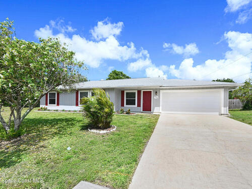 1573 Zaffer Street NW, Palm Bay, FL 32907