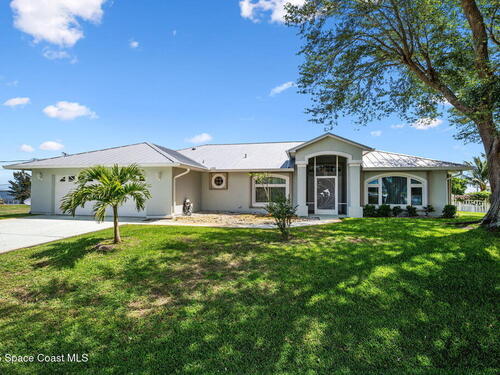 7109 Blue Shore Road, Grant, FL 32949