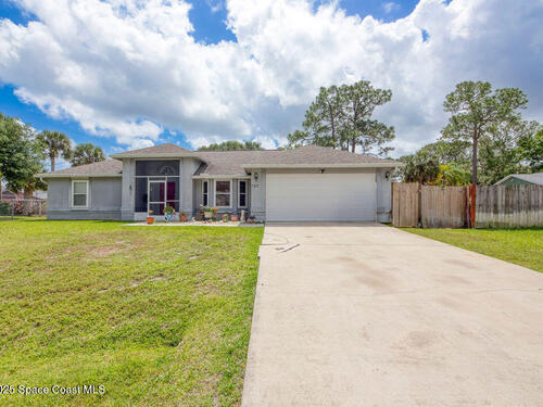 782 Simon Street SE, Palm Bay, FL 32909
