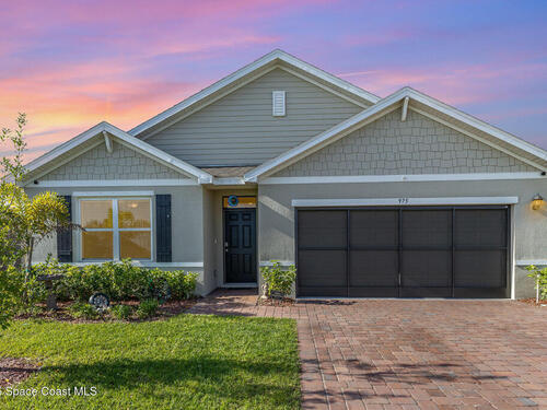 975 Dugan Circle SE, Palm Bay, FL 32909