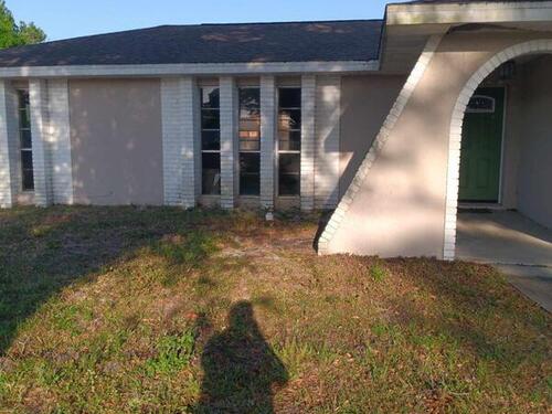 399 SE Trident Avenue SE, Palm Bay, FL 32909