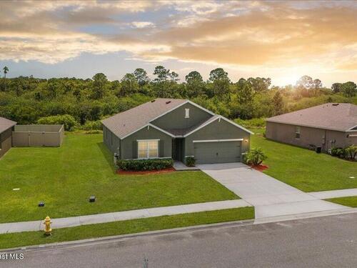 329 Guinevere Drive SW, Palm Bay, FL 32908