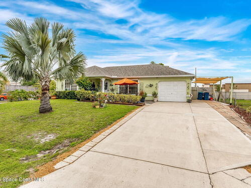 198 White Road SW, Palm Bay, FL 32908