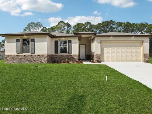 1049 Towhlen Street SE, Palm Bay, FL 32909