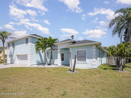 48 Harbor Circle, Cocoa Beach, FL 32931