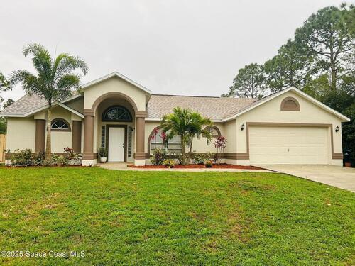 1246 Harwick Street SW, Palm Bay, FL 32908