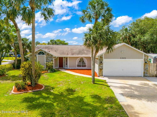 1201 Buffing Circle SE, Palm Bay, FL 32909