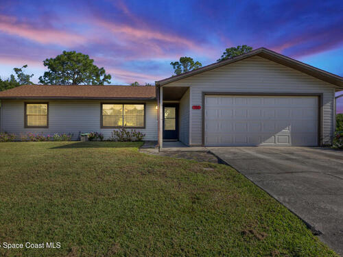 711 Thuringer Street NW, Palm Bay, FL 32907