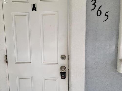 365 W Merritt Avenue, Merritt Island, FL 32953