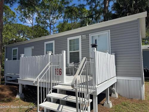 669 Snowbird Avenue NW, Cocoa, FL 32926