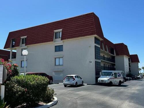 720 S Brevard Avenue, Cocoa Beach, FL 32931