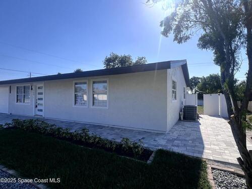 712 Badger Drive NE, Palm Bay, FL 32905
